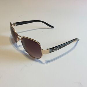 Oscar de la Renta Frames